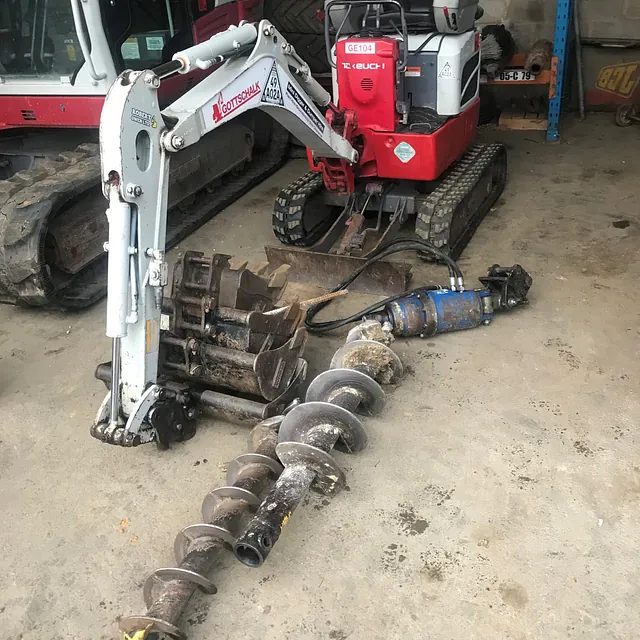 Gottschalk Mini Digger Hire Ltd - Digger & Drill Bits